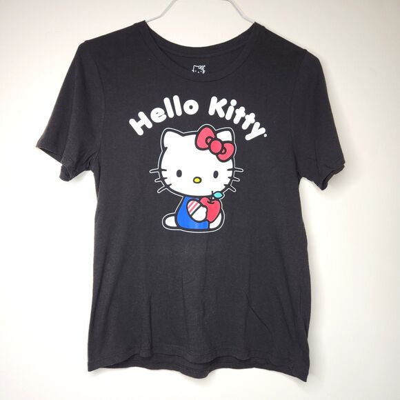 Hello Kitty Black Graphic Tee Shirt Sanrio 2022 Apple Print Size M Animae - Picture 1 of 7